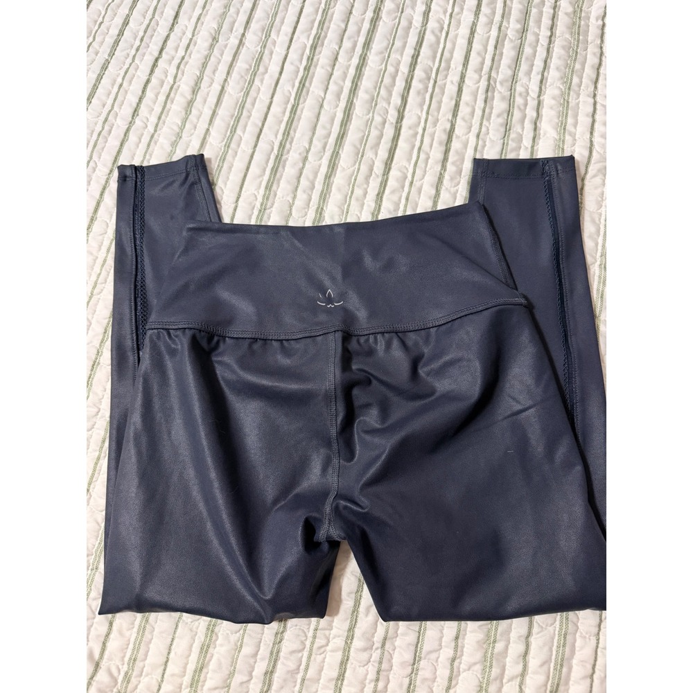 Beyond Yoga Faux Leather High Waisted Leggings Size M - Picture 3 of 4